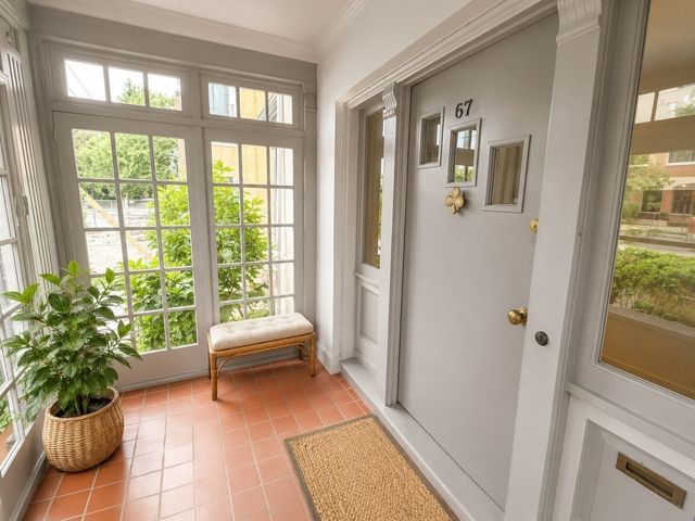 67 Green St 67, Brookline, MA 02446