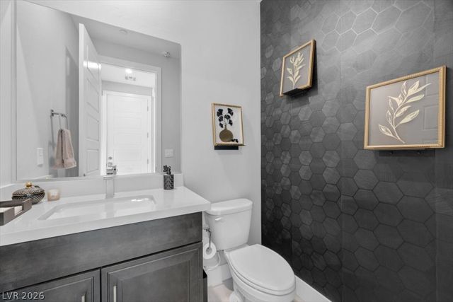 1984 Regal Bluff Drive, Henderson, NV 89052