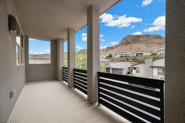 1984 Regal Bluff Drive, Henderson, NV 89052