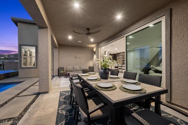 1984 Regal Bluff Drive, Henderson, NV 89052
