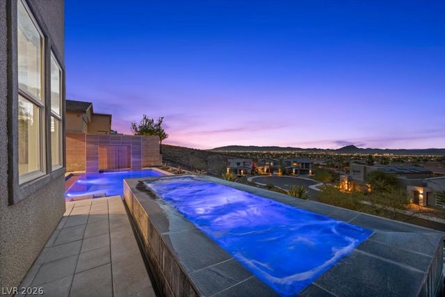 1984 Regal Bluff Drive, Henderson, NV 89052