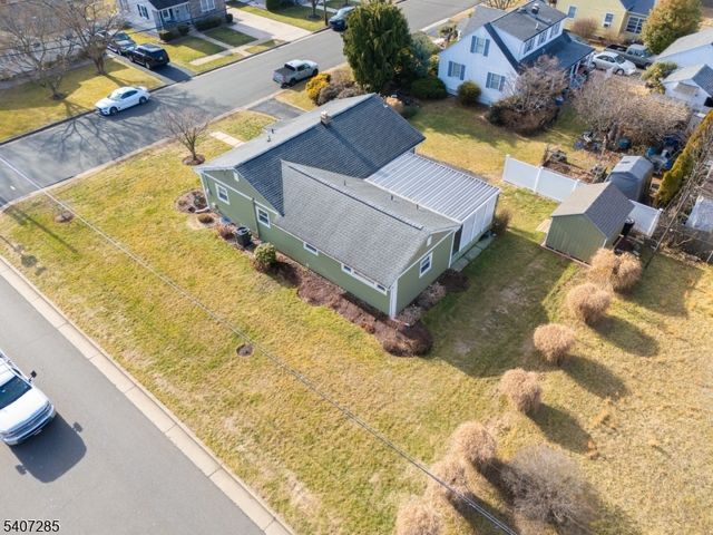 402 W Frech Ave, Manville Boro, NJ 08835