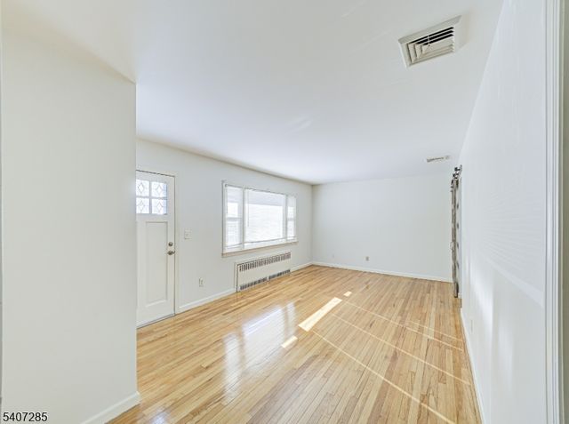 402 W Frech Ave, Manville Boro, NJ 08835