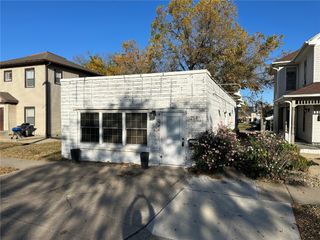 214 5th Avenue SW, Cedar Rapids, IA 52401