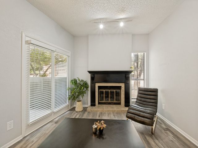 1200 Riverchase Lane 125, Arlington, TX 76011