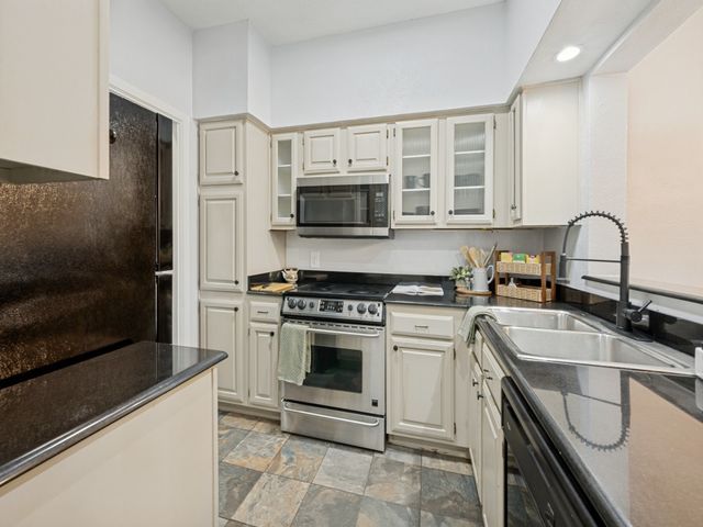 1200 Riverchase Lane 125, Arlington, TX 76011