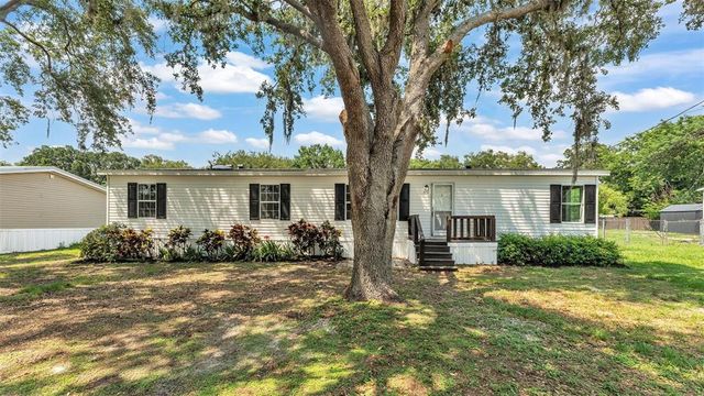 5751 CHERRY TREE DRIVE, Lakeland, FL 33811