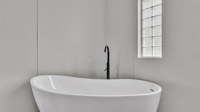 5751 CHERRY TREE DRIVE, Lakeland, FL 33811