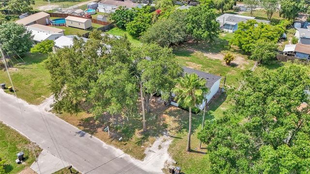 5751 CHERRY TREE DRIVE, Lakeland, FL 33811