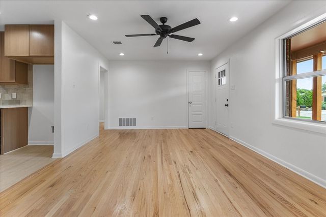 1001 Belvedere Drive, Arlington, TX 76010