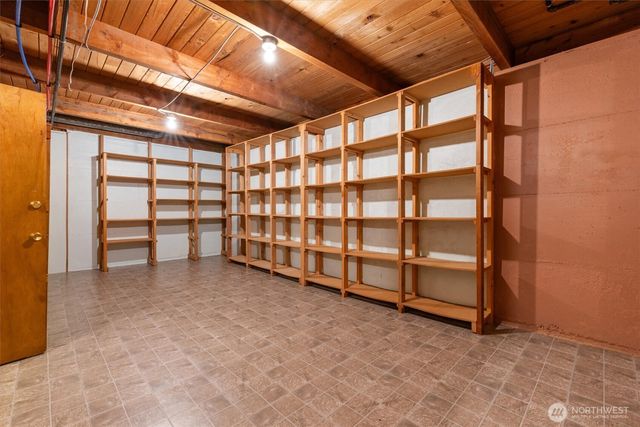 21024 5th Avenue S, Des Moines, WA 98198