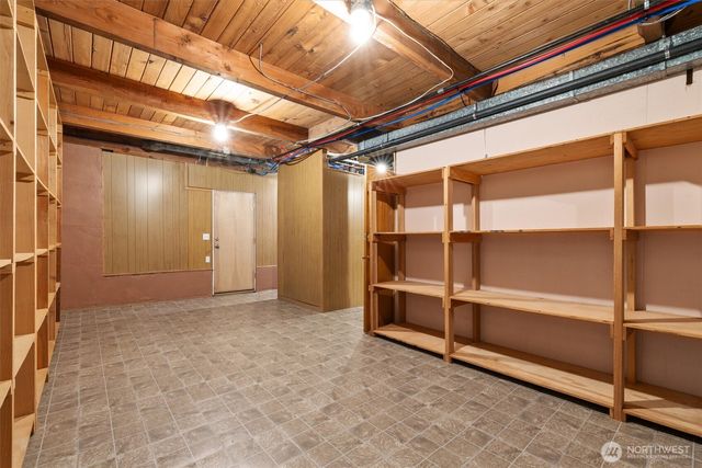 21024 5th Avenue S, Des Moines, WA 98198