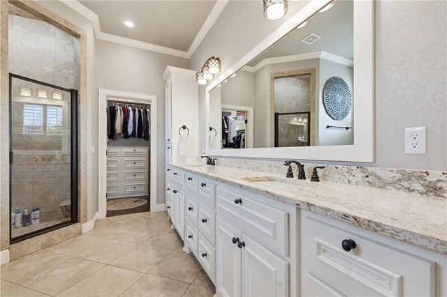 448 Polo Drive, Fayetteville, AR 72703