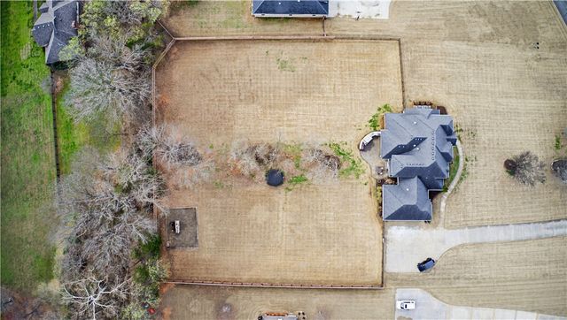 448 Polo Drive, Fayetteville, AR 72703