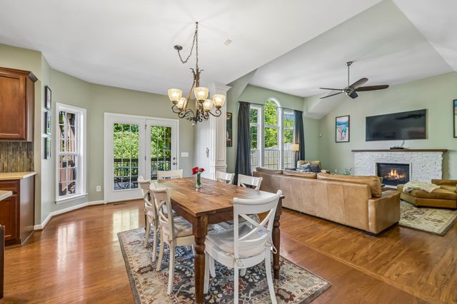 1009 Stone Ridge Dr, Nashville, TN 37211