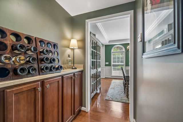 1009 Stone Ridge Dr, Nashville, TN 37211