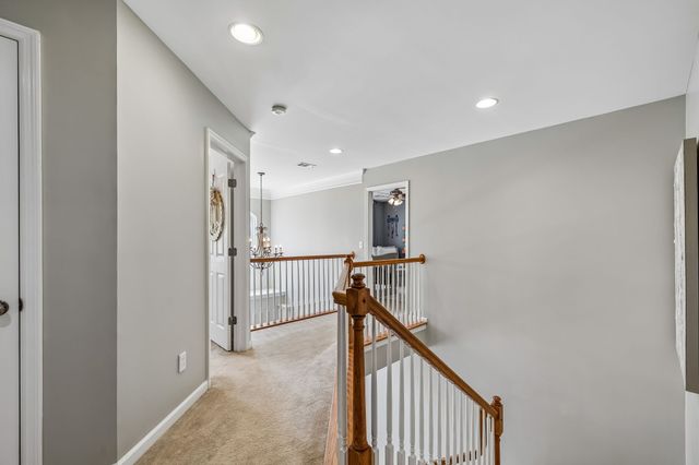 1009 Stone Ridge Dr, Nashville, TN 37211