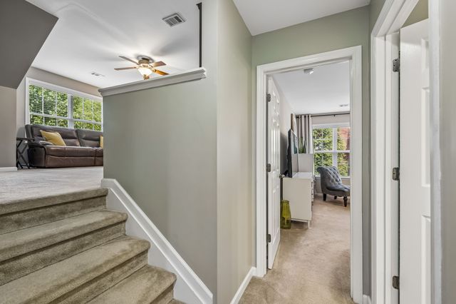 1009 Stone Ridge Dr, Nashville, TN 37211