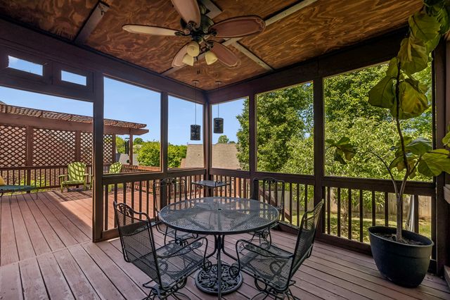 1009 Stone Ridge Dr, Nashville, TN 37211