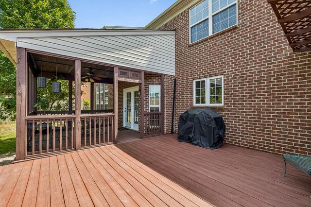 1009 Stone Ridge Dr, Nashville, TN 37211