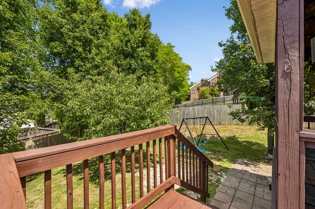 1009 Stone Ridge Dr, Nashville, TN 37211