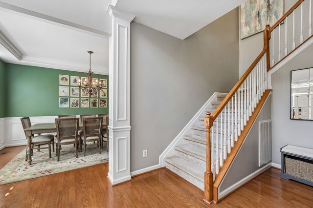 1009 Stone Ridge Dr, Nashville, TN 37211