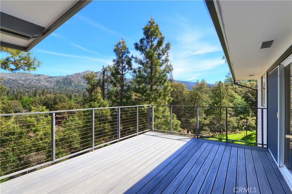 Image 11 of property listing at 5750 Glacier Point, Mariposa, CA 95338