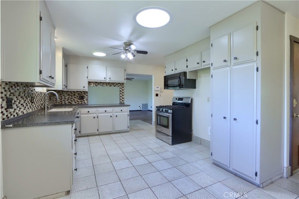 Image 17 of property listing at 5750 Glacier Point, Mariposa, CA 95338