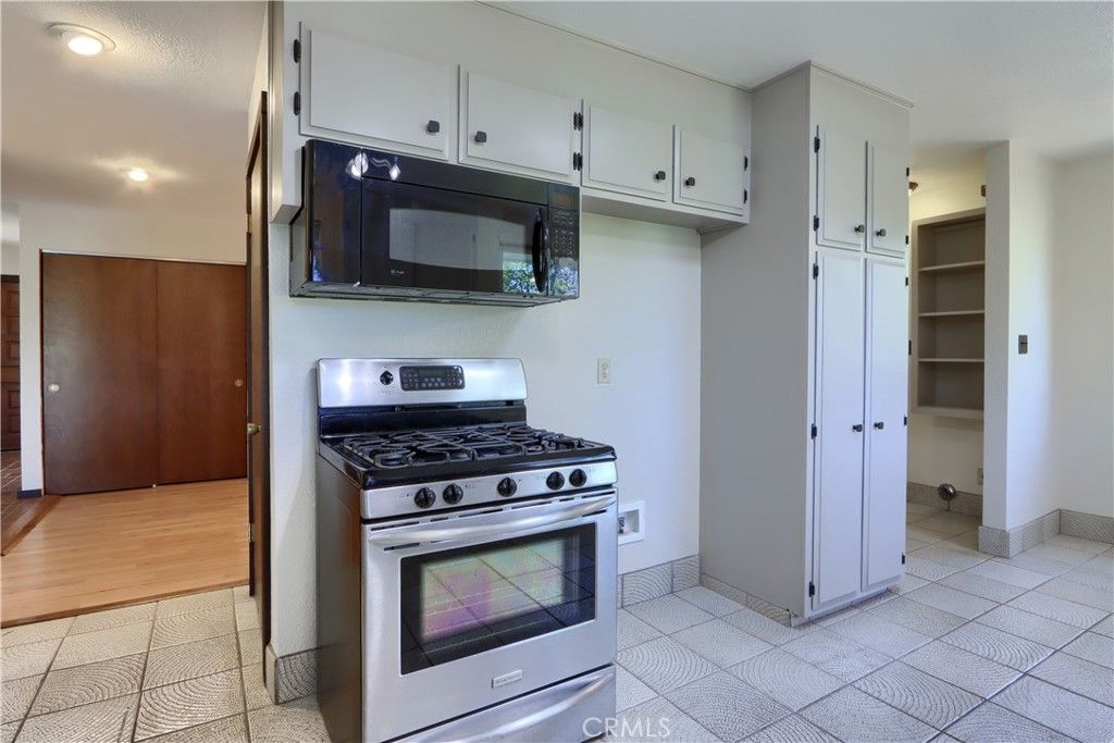 Image 19 of property listing at 5750 Glacier Point, Mariposa, CA 95338