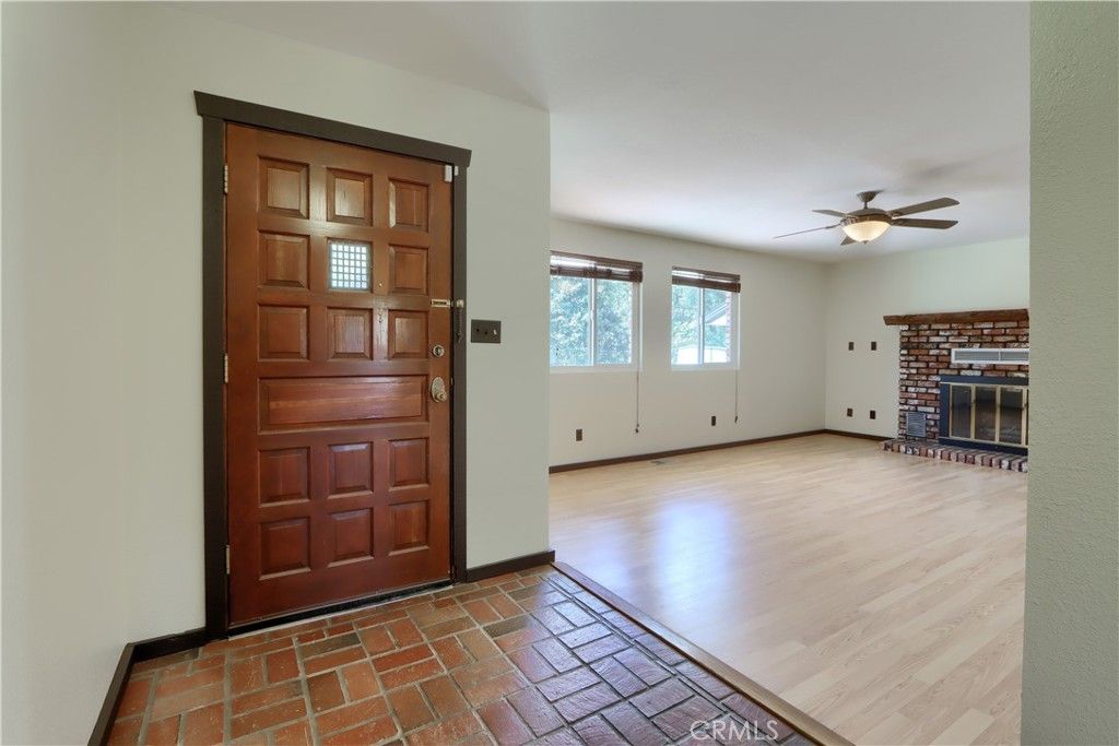 Image 4 of property listing at 5750 Glacier Point, Mariposa, CA 95338