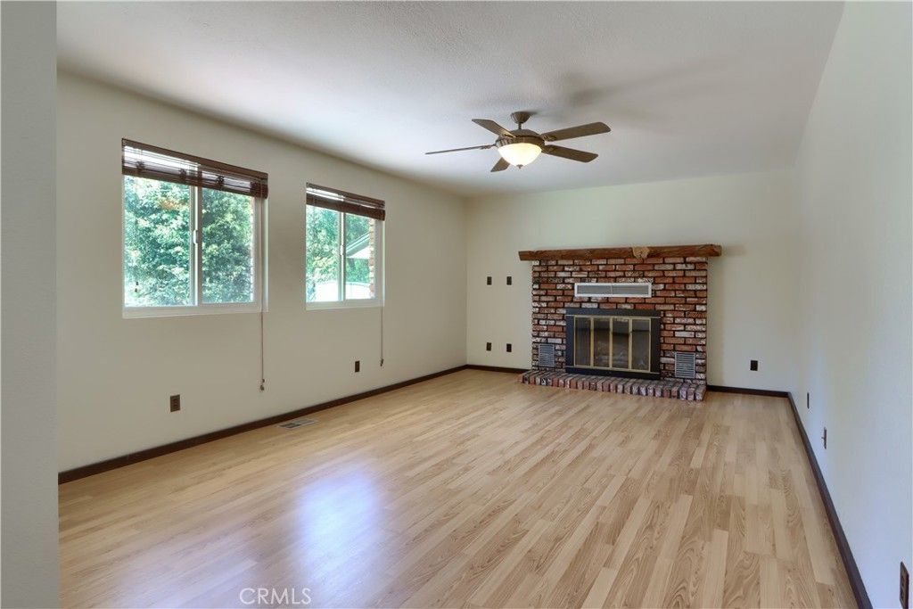 Image 5 of property listing at 5750 Glacier Point, Mariposa, CA 95338