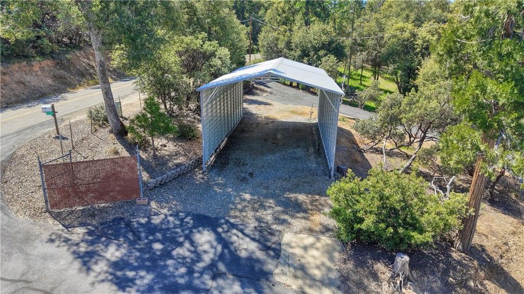Image 53 of property listing at 5750 Glacier Point, Mariposa, CA 95338