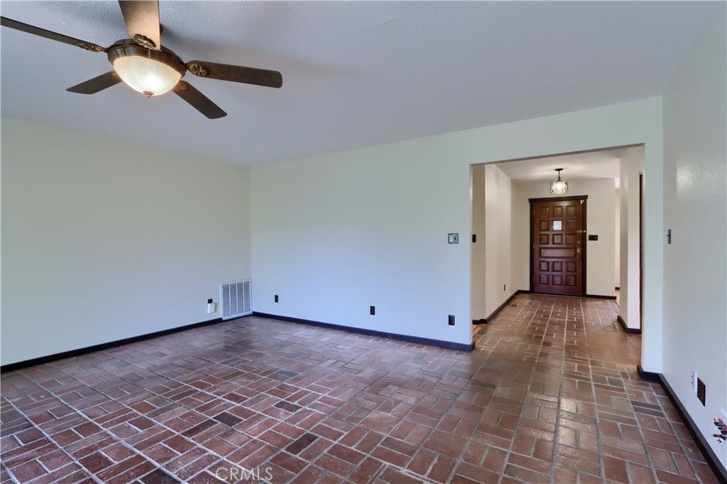 Image 8 of property listing at 5750 Glacier Point, Mariposa, CA 95338