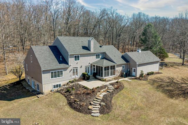 8986 WOODWARD RD, Marshall, VA 20115