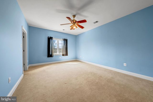 8986 WOODWARD RD, Marshall, VA 20115