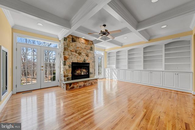 8986 WOODWARD RD, Marshall, VA 20115