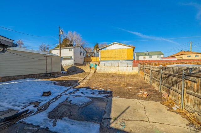 1631 E 14th St, Pueblo, CO 81001