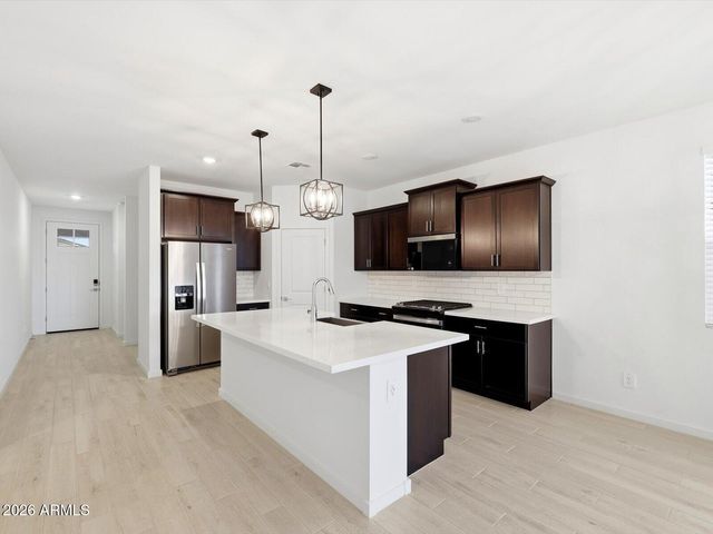 15819 W COTTONTAIL Lane, Surprise, AZ 85387