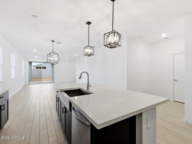 15819 W COTTONTAIL Lane, Surprise, AZ 85387