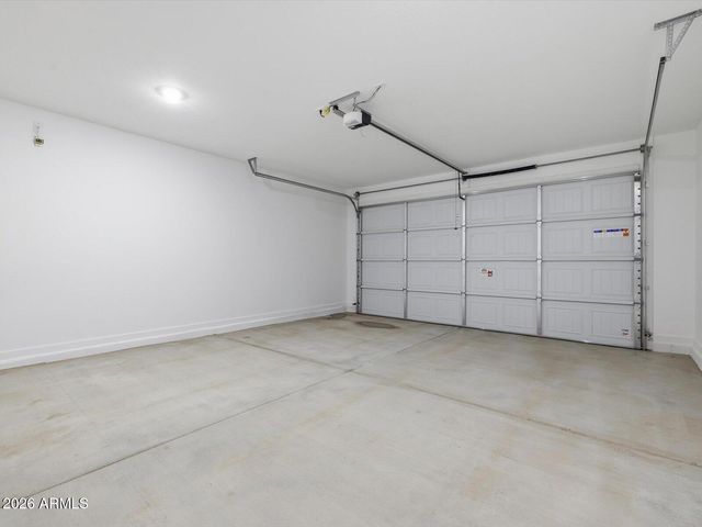 15819 W COTTONTAIL Lane, Surprise, AZ 85387