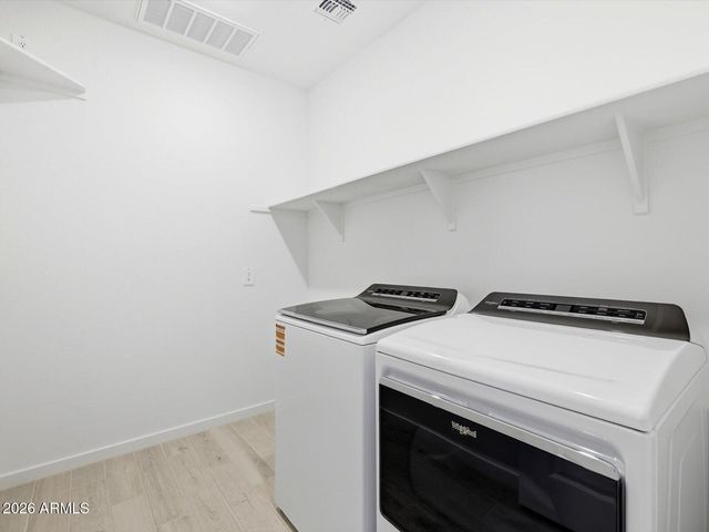 15819 W COTTONTAIL Lane, Surprise, AZ 85387