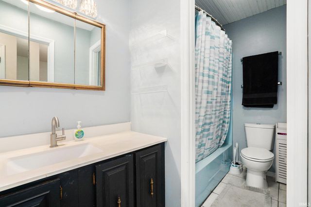 205 Twin River Trail, Bristol, IN 46507