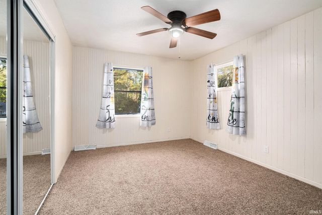 205 Twin River Trail, Bristol, IN 46507