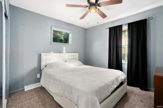 205 Twin River Trail, Bristol, IN 46507