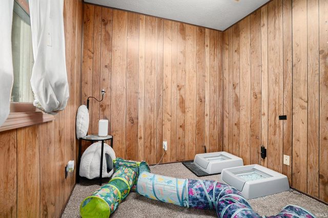 205 Twin River Trail, Bristol, IN 46507