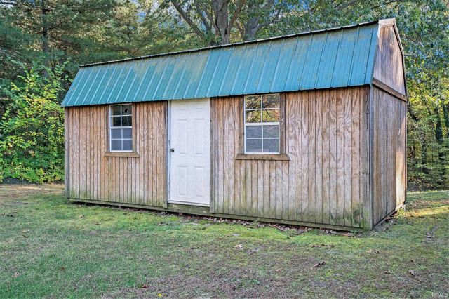 205 Twin River Trail, Bristol, IN 46507