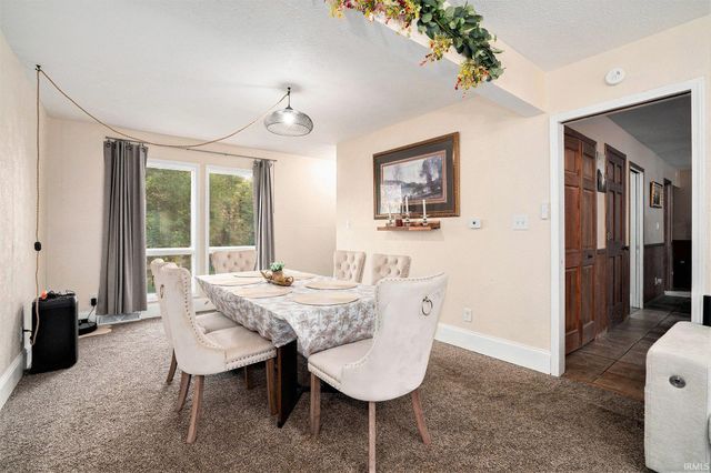 205 Twin River Trail, Bristol, IN 46507