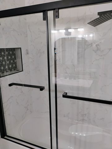 910 W Alleghany Drive 2B, Arlington Heights, IL 60004