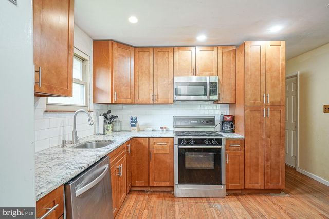129 KAREN DR, Williamstown, NJ 08094