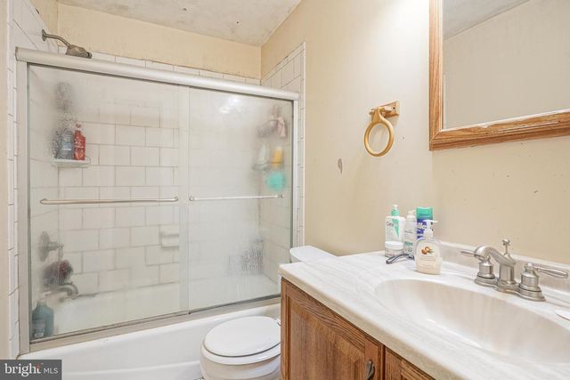 129 KAREN DR, Williamstown, NJ 08094